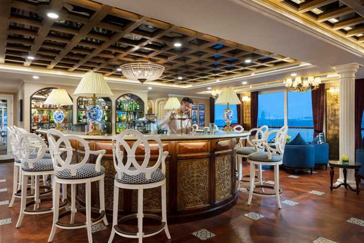 Indoor Lounge  Mekong Jewel 